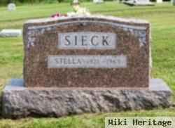 Stella Sieck