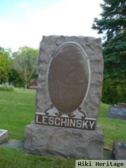 Edna Leschinsky