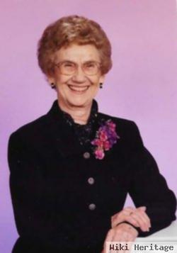 Edna Viola "vi" Pullen Savage