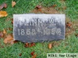 Linn W Gilliland