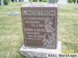 Minnie G Lindstrom