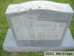 Robert Earl East