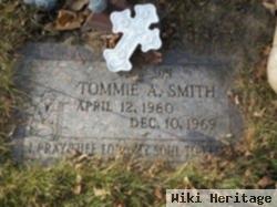 Tommie A Smith