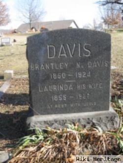 Laurinda Hartley Davis