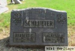 Herbert C Schlueter