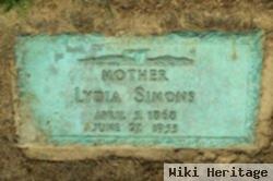 Lydia Simons