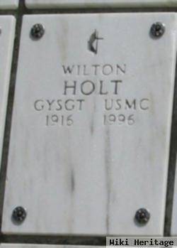 Wilton Holt