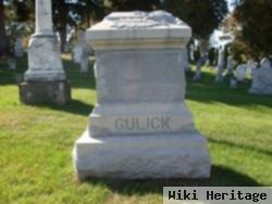 George W Gulick