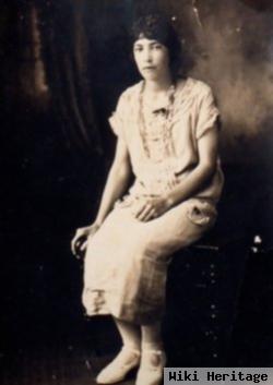 Etta Bell Perry Yates