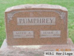 Leslie J Pumphrey