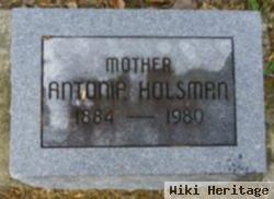 Antonia Holsman