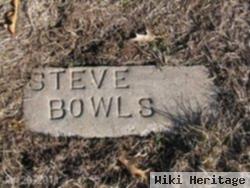 Steve Bowls