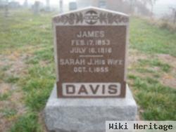 Sarah J Davis