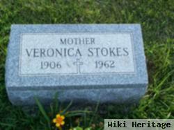 Veronica Dubois Stokes
