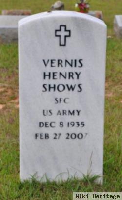 Vernis Henry "bud" Shows