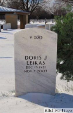 Doris J Leikas