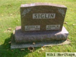 Gilda M Siglin