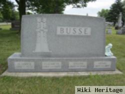 Henry Busse