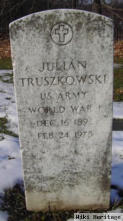 Julian Truszkowski