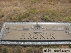 Louis Hronik