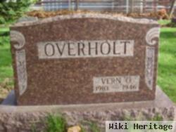 Vern O Overholt