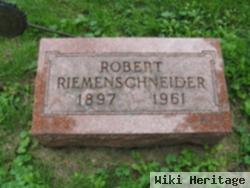 Robert Riemenschneider