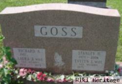 Stanley H Goss