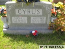 Oscar E Cyrus