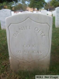Daniel Oltz