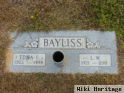 Edna E Bayliss