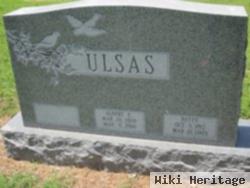 Albert E. Ulsas