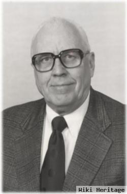 Robert P Hendrickson