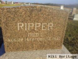 Fred L Ripper