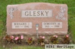 Dorothy M Glesky