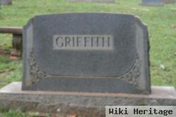 Lessie E Griffith