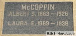 Laura E Mccoppin