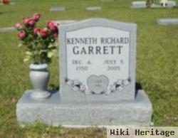 Kenneth Richard Garrett