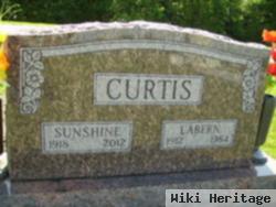 Labern Curtis