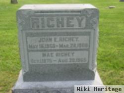 John E Richey