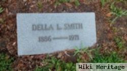 Della L Smith