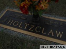 Henry Holtzclaw