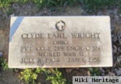 Clyde Wright