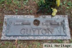 Robert Russ Guyton