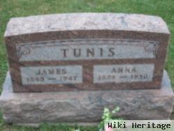 James S Tunis