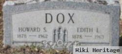 Howard S Dox