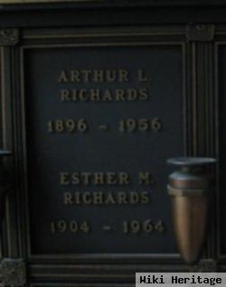 Arthur L Richards