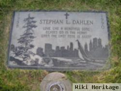 Stephan L Dahlen