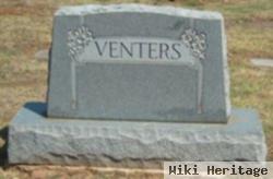 Joe J Venters