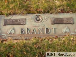 Willard O Brandt