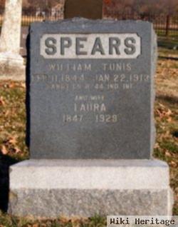 Laura Spears